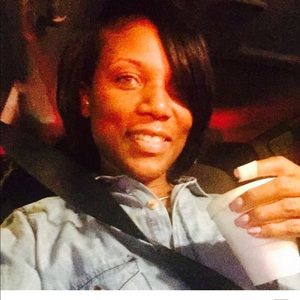 Meet your Posher, Shantel